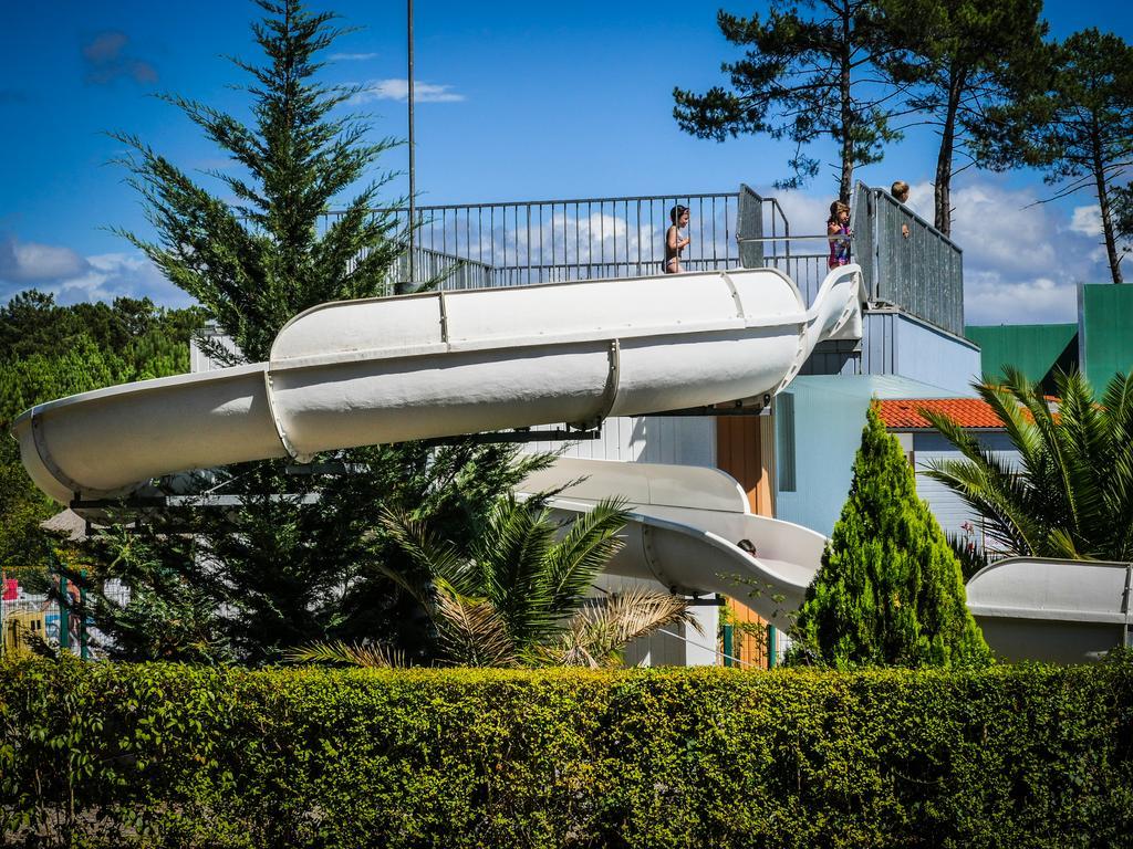Village Vacances Les Genets Léon Kültér fotó